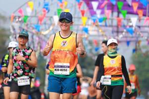 BIB: 46153
                            <button type="button" onclick="openModal(9916552)" class="btn btn-primary btn-sm float-right btn-popup" data-toggle="modal" data-target=".modal-high-quality">
                        <i class="fas fa-shopping-cart"></i> Add to Cart
                    </button>
                                            <button type="button" onclick="isThisMe(9916552, true)" class="btn btn-success btn-sm float-right btn-popup btn-isme hidden" data-toggle="tooltip" data-placement="bottom" title="นี่คือรูปของคุณใช่ไหม คลิกที่นี่เพื่อเอาเข้าอัลบั้ม">
                        <i class="fas fa-plus"></i> Add to album
                    </button>
                    <button type="button" onclick="isThisMe(9916552, false)" class="btn btn-warning btn-sm float-right btn-popup btn-isnotme hidden">
                        <i class="fas fa-ban"></i> Remove from album
                    </button>